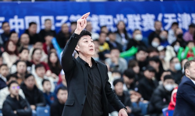 开云网页版-能买周琦竟没钱？欠7亿靠质押股权救急 四川男篮要靠女篮老板了？