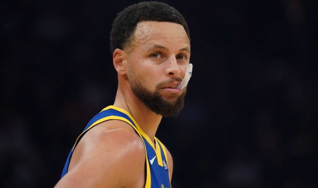 开云官网-破百指日可待！库里第93场比赛轰8+三分 二三名合计56场