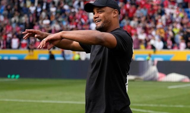 开云官网-孔帕尼：不管拿过多少冠军，都要像第一次那样庆祝