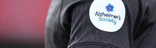 开云网页版-三狮友谊赛球童不一般，高龄阿尔兹海默症患者担任