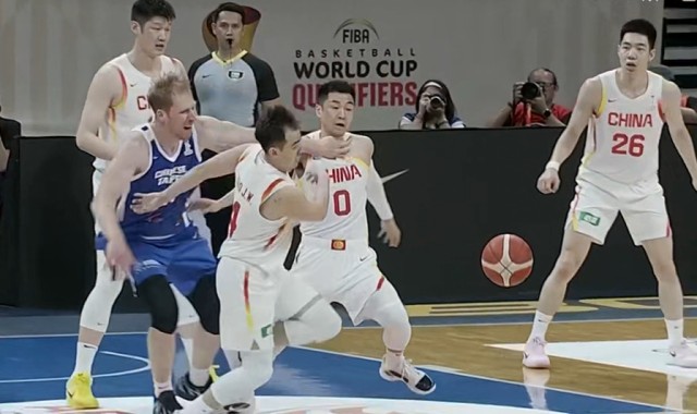 开云登录-中国连场翻盘 韩国2连败 澳大利亚4连胜 男篮世预赛晋级形势出炉