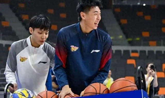 开云入口-徐杰迎最强队友，崔永熙回应伤病恢复进度，决战新疆或复出冲首胜