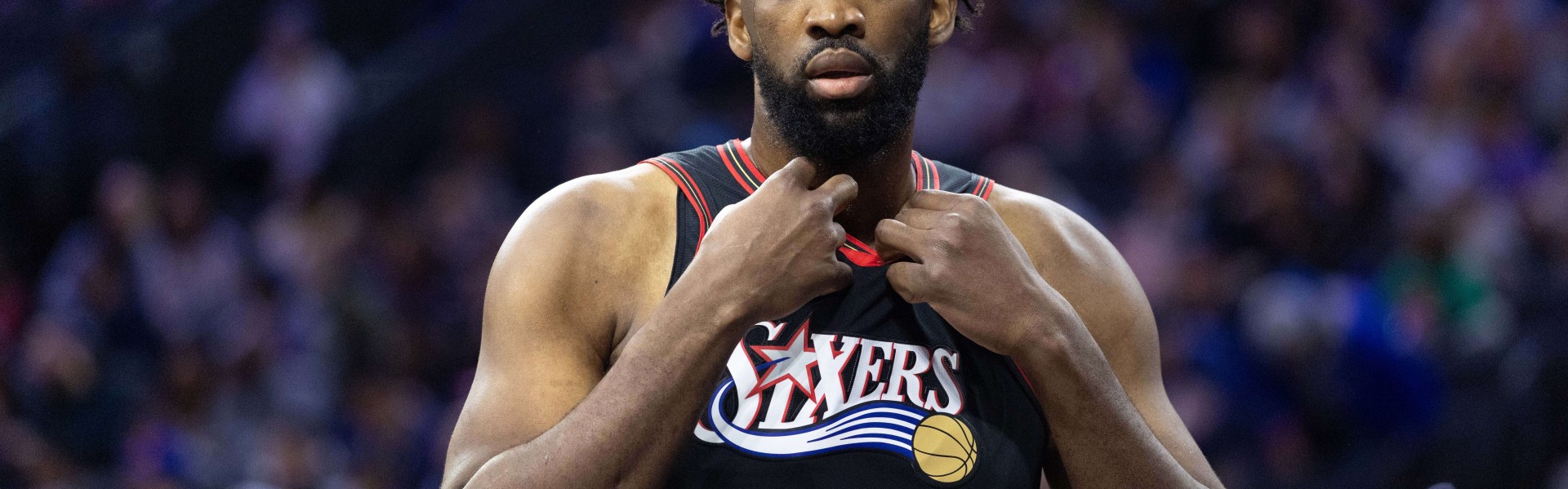 开云服务-无力回天！恩比德22中13空砍32分10板 比赛最后时刻干扰球